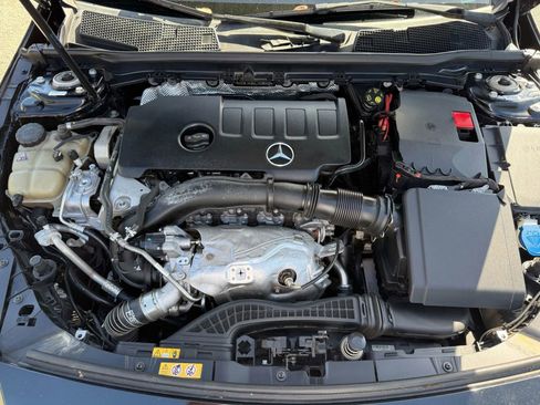 Used 2020 Mercedes-Benz CLA 250 image 22