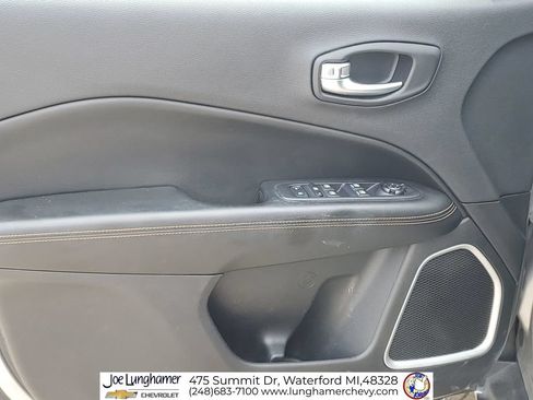 Used 2019 Jeep Compass Limited w/ Safety & Security Group AWD/4WD image 22