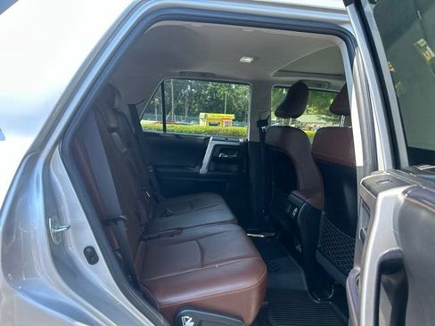Used 2024 Toyota 4Runner Limited AWD/4WD image 18