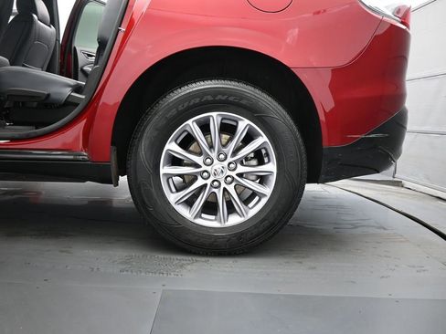 Used 2024 Buick Enclave Premium image 19