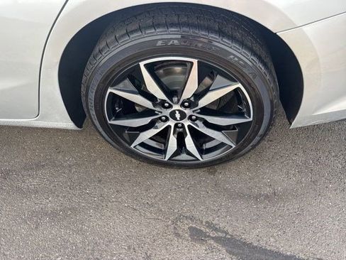Used 2018 Chevrolet Malibu LT w/ Sport Package FWD image 45