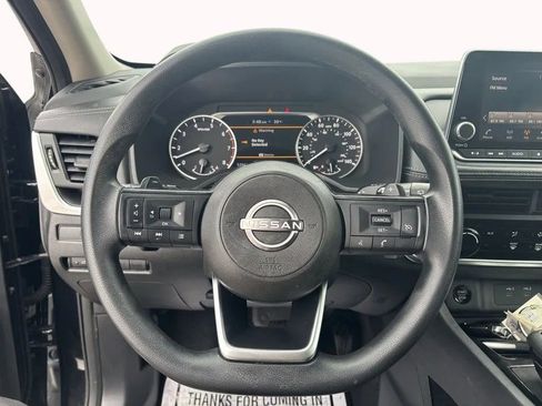 Used 2024 Nissan Rogue S image 12