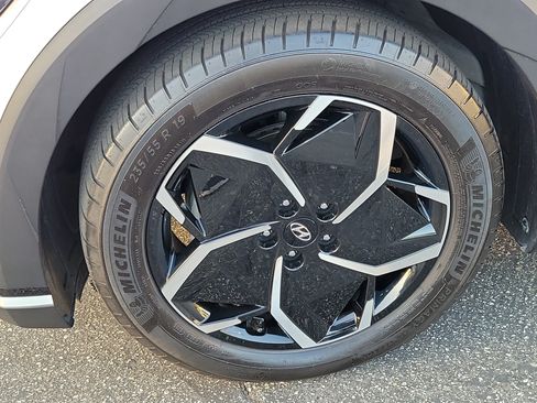 Certified 2024 Hyundai Ioniq 5 SEL RWD image 7