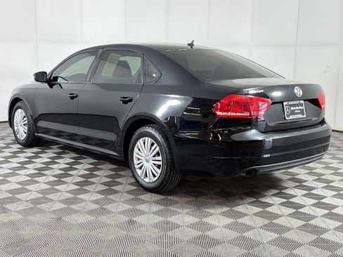 Used 2014 Volkswagen Passat 2.5 S FWD image 3