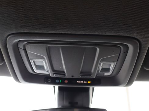 Used 2022 Chevrolet Silverado 1500 Custom Trail Boss w/ Realtree Special Edition image 30