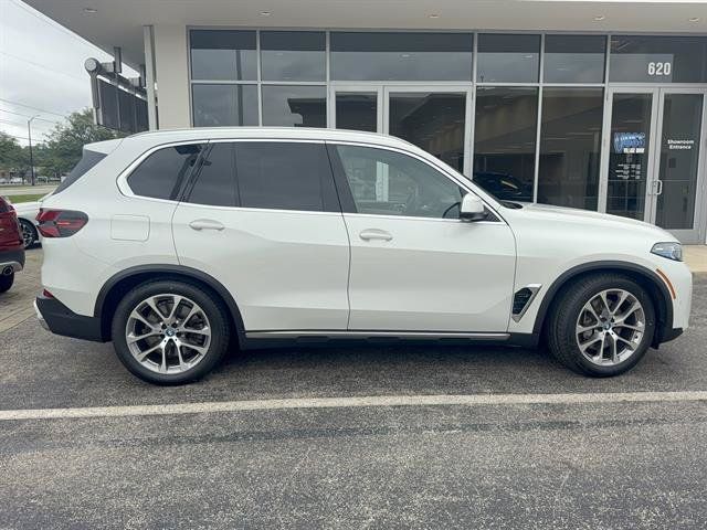 Used 2024 BMW X5 xDrive50e w/ Executive Package AWD/4WD image 2