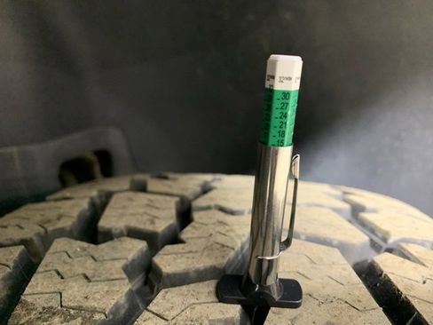 Used 2011 GMC Sierra 2500 SLT w/ SLT Convenience Package image 31