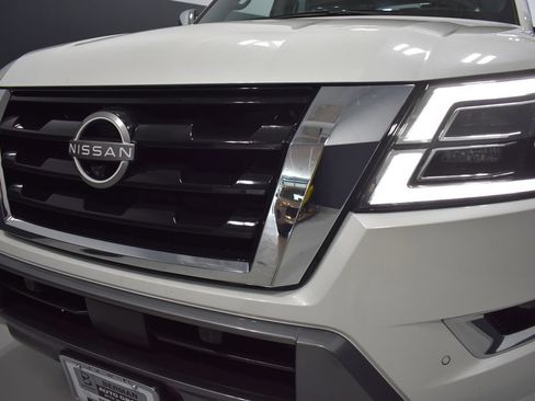 Used 2023 Nissan Armada Platinum w/ Cargo Package AWD/4WD image 11