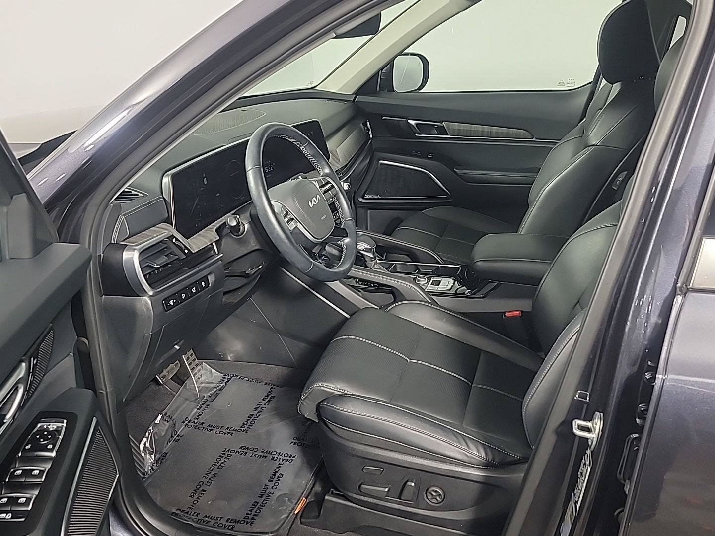 Used 2025 Kia Telluride SX w/ SX Captain's Chair Package AWD/4WD image 19