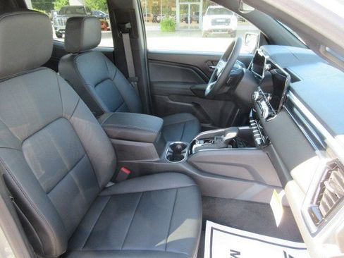 New 2026 GMC Canyon Elevation w/ Convenience Package RWD image 13