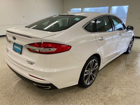 Used 2020 Ford Fusion Titanium image 5