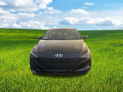 Used 2023 Hyundai Elantra SEL image 35