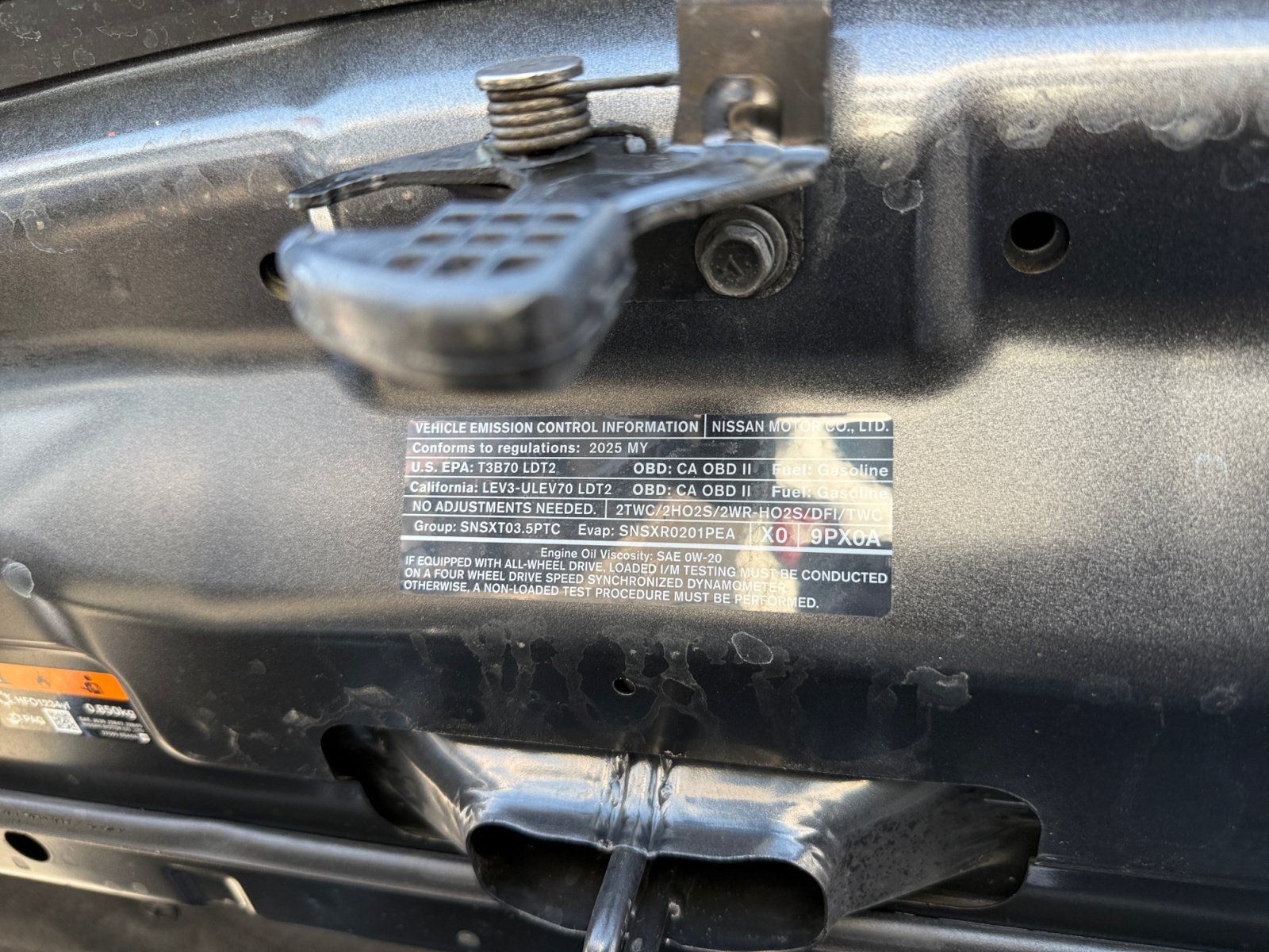 Used 2025 Nissan Pathfinder S FWD image 15