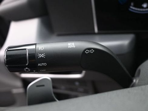 Used 2025 Hyundai Sonata SEL FWD image 29