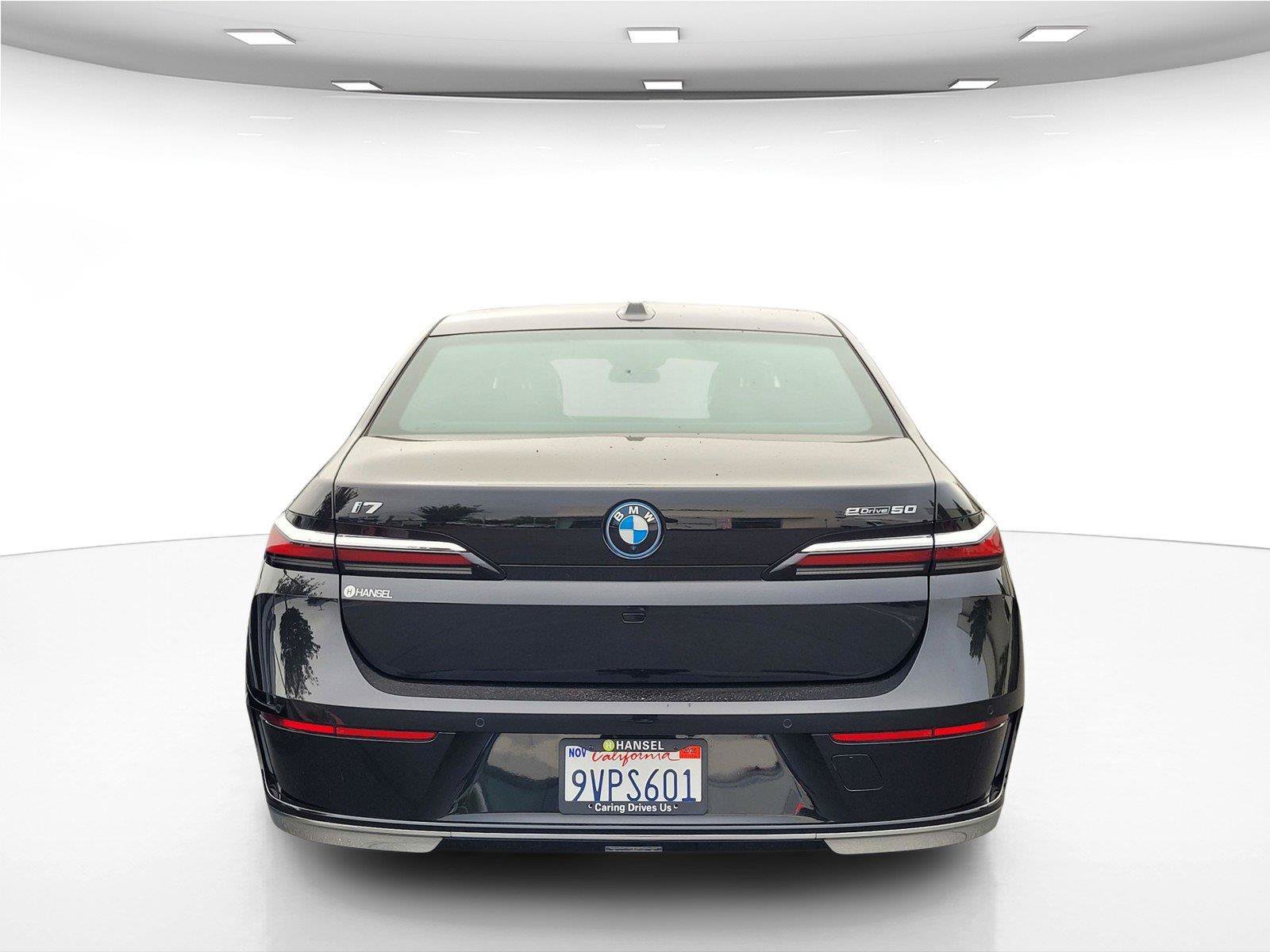 Used 2024 BMW i7 eDrive50 w/ Executive Package RWD image 8