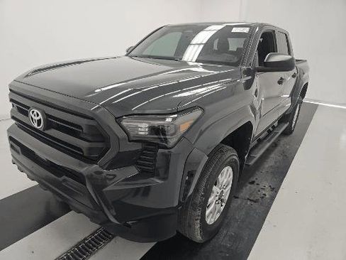 Used 2024 Toyota Tacoma SR RWD image 22