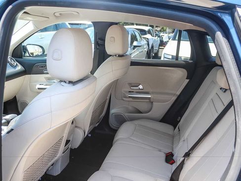 Used 2021 Mercedes-Benz GLA 250 4MATIC image 23