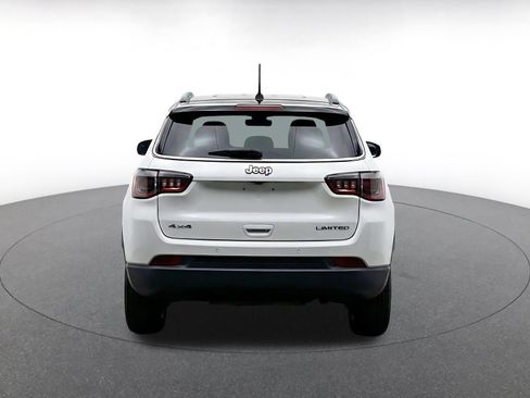 Used 2025 Jeep Compass Limited AWD/4WD image 8