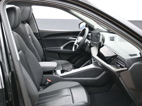 Used 2025 Audi Q5 Premium w/ Convenience Package AWD/4WD image 37