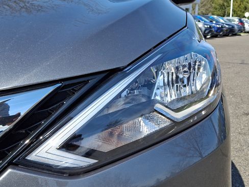 Used 2018 Nissan Sentra SV FWD image 10