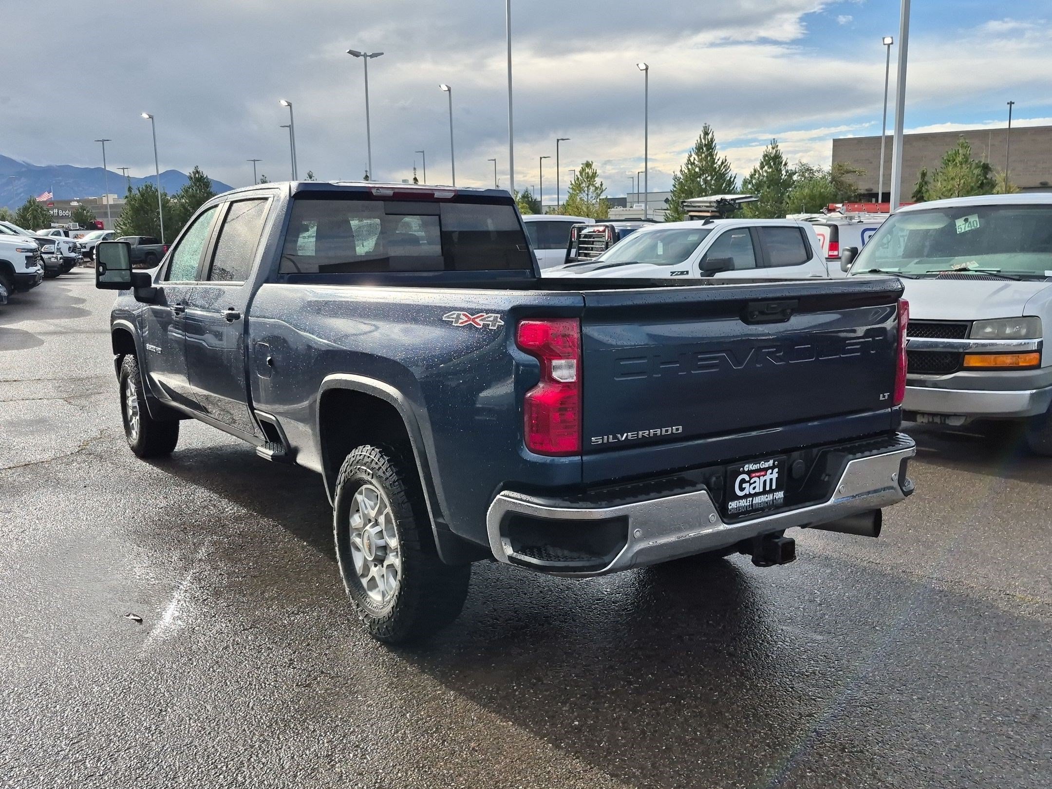 Used 2022 Chevrolet Silverado 3500 LT w/ Convenience Package AWD/4WD image 5