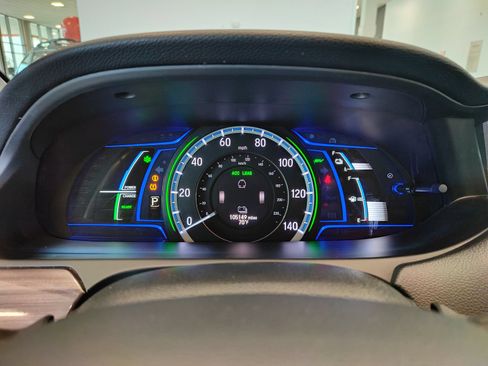 Used 2017 Honda Accord Touring image 16