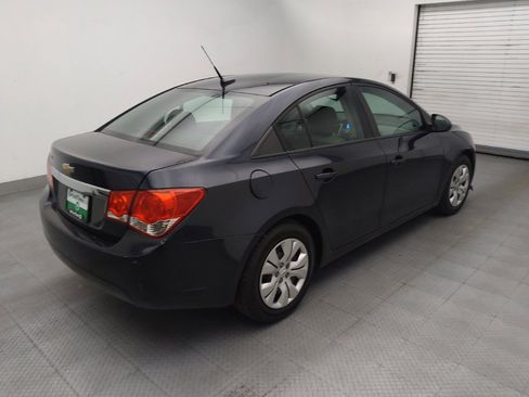 Used 2014 Chevrolet Cruze LS FWD image 10