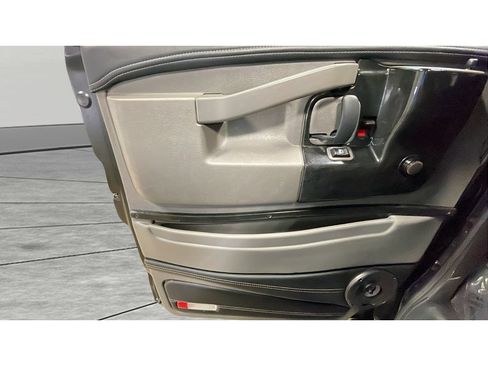 Used 2025 GMC Savana 2500 w/ Driver Convenience Package RWD image 10