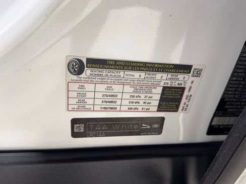 Used 2019 Land Rover Range Rover HSE image 37