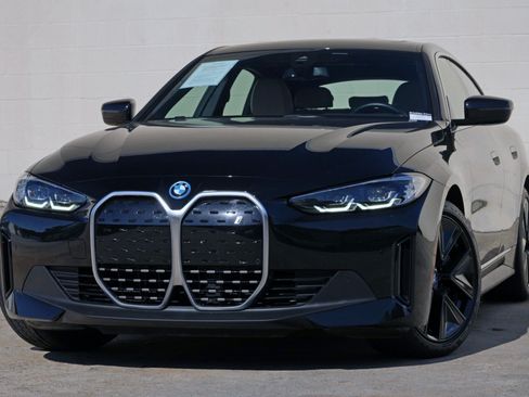 Used 2023 BMW i4 eDrive35 w/ Premium Package RWD image 3