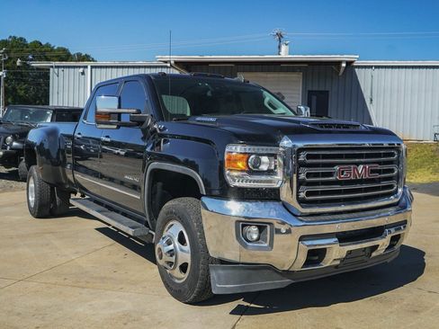 Used 2017 GMC Sierra 3500 SLT w/ Duramax Plus Package image 36