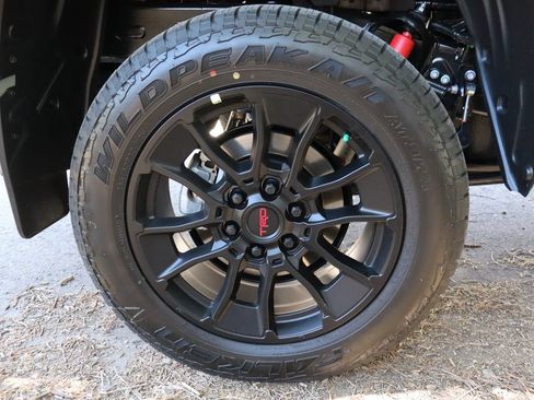 Used 2026 Toyota Tundra Limited w/ TRD Off-Road Package AWD/4WD image 43