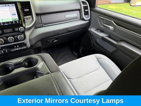 Used 2022 RAM 1500 Big Horn AWD/4WD image 14
