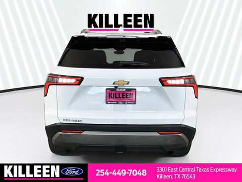 Used 2025 Chevrolet Equinox LT w/ Convenience Package II FWD image 8