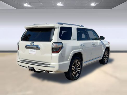 Used 2015 Toyota 4Runner Limited image 8