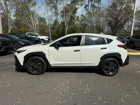Used 2024 Subaru Crosstrek 2.0i image 2