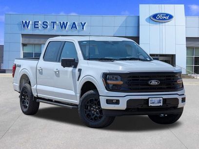 New 2025 Ford F150 XLT w/ Equipment Group 302A MID