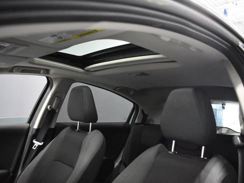 Used 2022 Honda HR-V EX image 17
