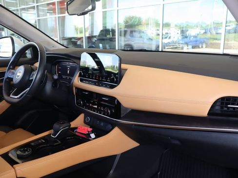 Used 2021 Nissan Rogue Platinum AWD/4WD image 47