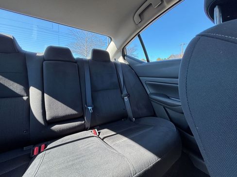 Used 2025 Nissan Altima 2.5 SV image 38