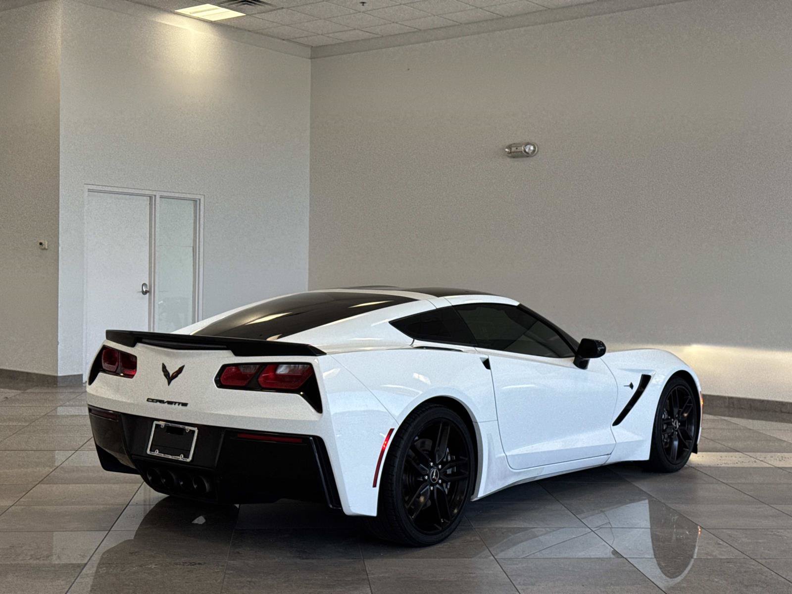 Used 2016 Chevrolet Corvette Stingray Coupe w/ 2LT Preferred Equipment Group RWD image 22