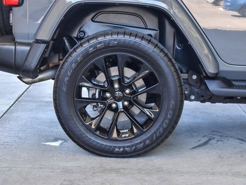 Used 2021 Jeep Wrangler Unlimited Sahara w/ Cold Weather Group image 11