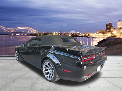 New 2023 Dodge Challenger SRT Hellcat RWD image 5