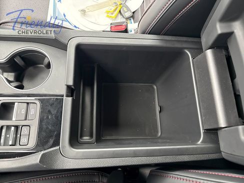 Used 2025 Honda Pilot Black Edition image 26