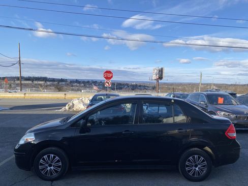 Used 2010 Nissan Versa Sedan image 8