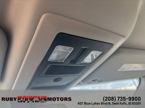 Used 2019 RAM 1500 Classic SLT image 16