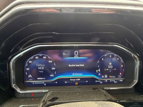 Used 2024 Chevrolet Silverado 2500 LT w/ Convenience Package AWD/4WD image 10
