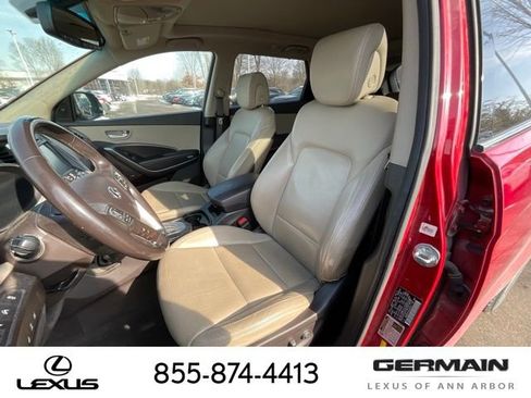 Used 2013 Hyundai Santa Fe Limited w/ Technology Pkg image 12