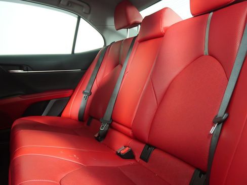 Used 2023 Toyota Camry XSE image 15