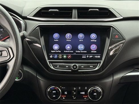 Used 2021 Chevrolet TrailBlazer LT w/ Convenience Package image 17